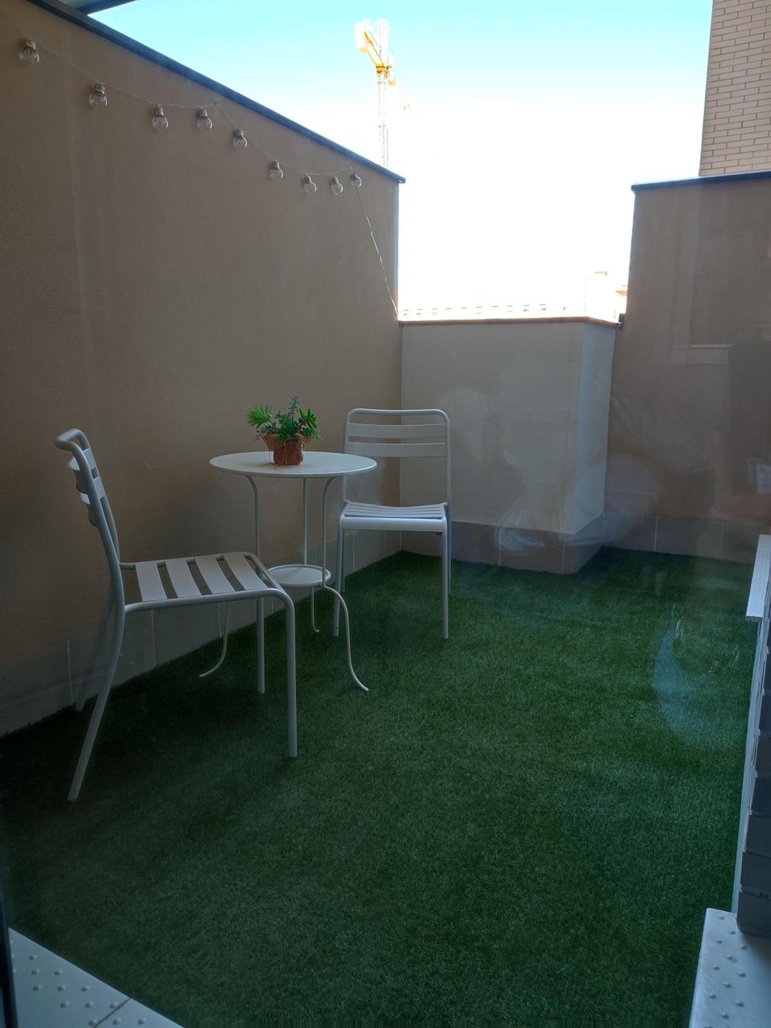 Apartamento Servet, Parking Gratuito, A 5 Minutos De Sevilla Bormujos Exterior foto